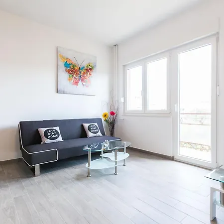 Nikola Free Parking Bbq Zadar