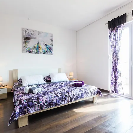 Nikola Free Parking Bbq Appartement