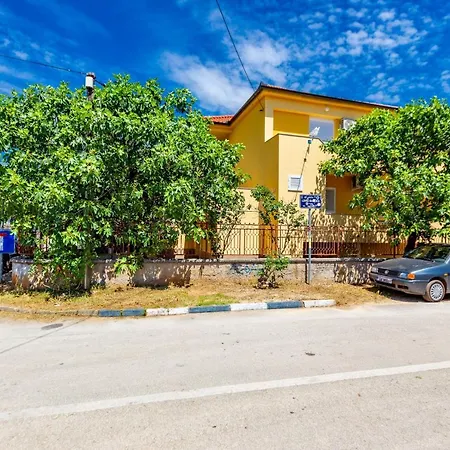 Nikola Free Parking Bbq Apartman Zadar