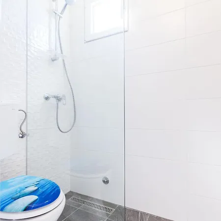 Nikola Free Parking Bbq Apartman *